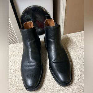 Black Leather Men's Chelsea Boots